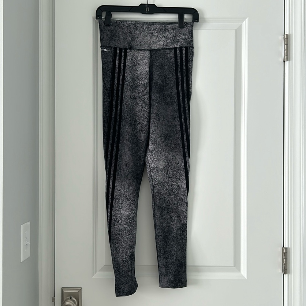 Adidas leggings